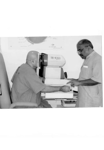 White tr-4000 slit lamp biomicroscope